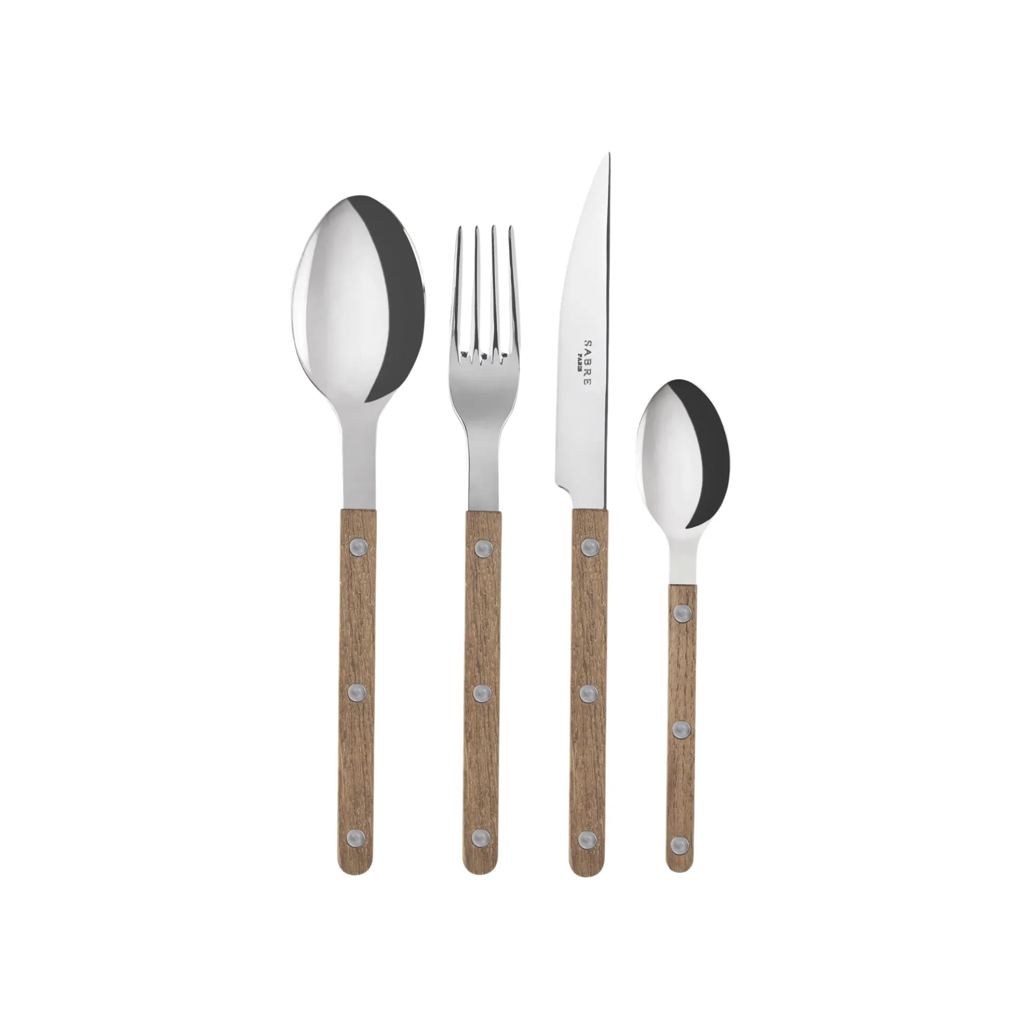  Close-up of the Bistrot Teak Cutlery Set, highlighting the smooth and polished teak wood handles that provide a comfortable and ergonomic grip The set includes a knife, fork, and spoon for versatile use