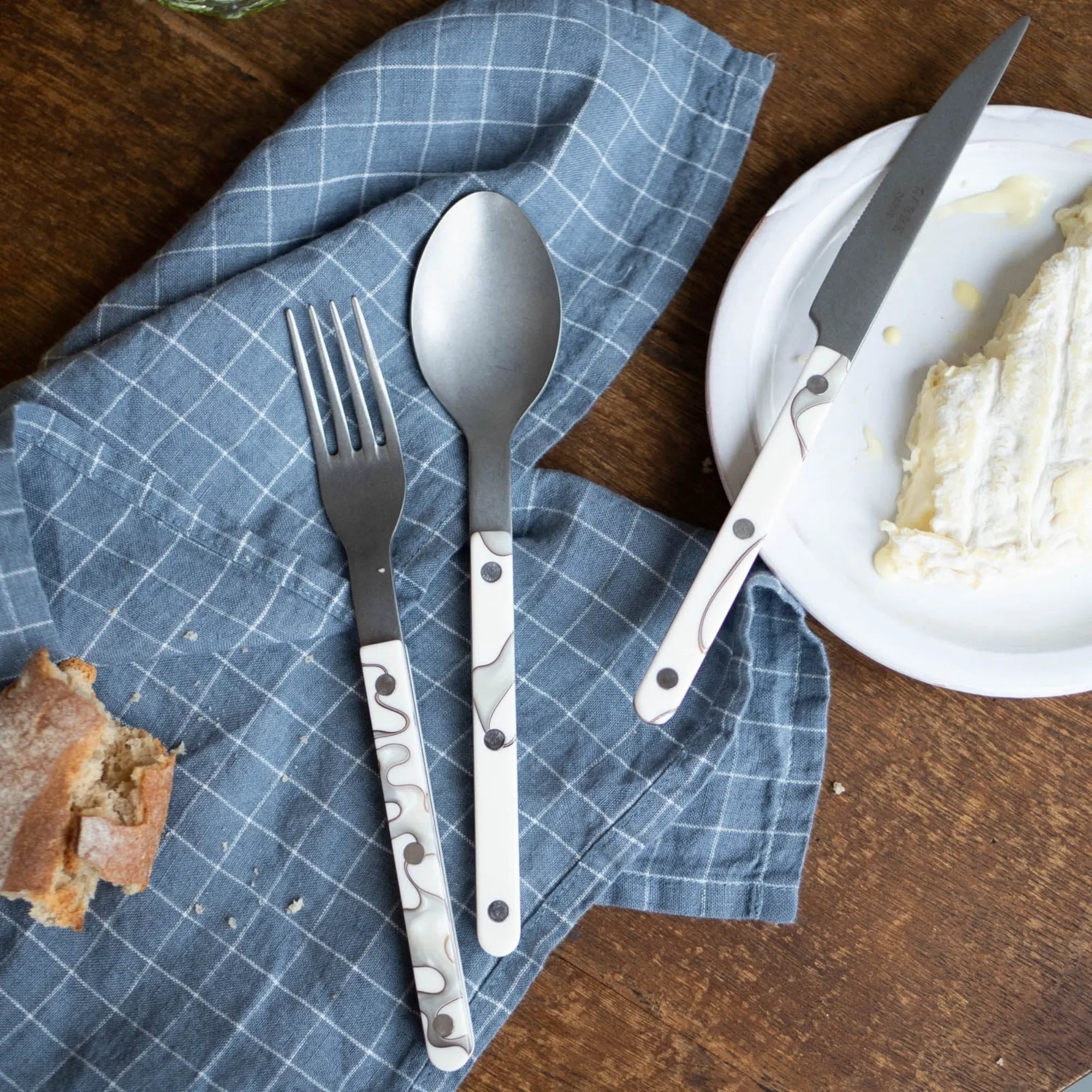 Stylish Bistrot Dune Cutlery Set butter knife with ergonomic handle and smooth edges