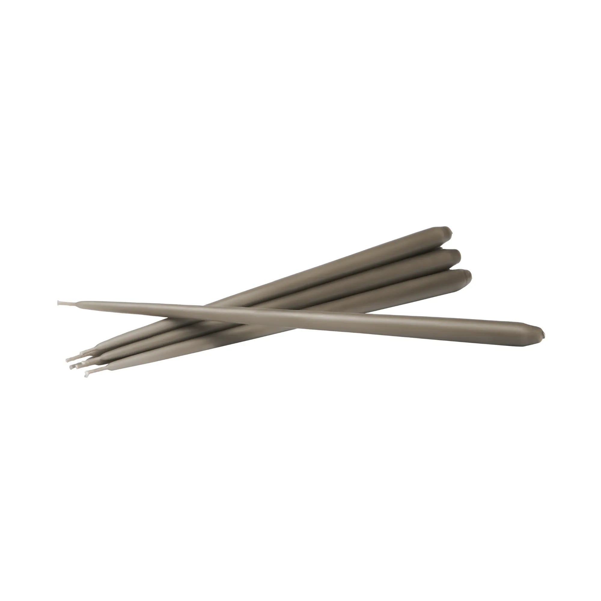 Long-lasting taper candles in a set of 6, perfect for special occasions