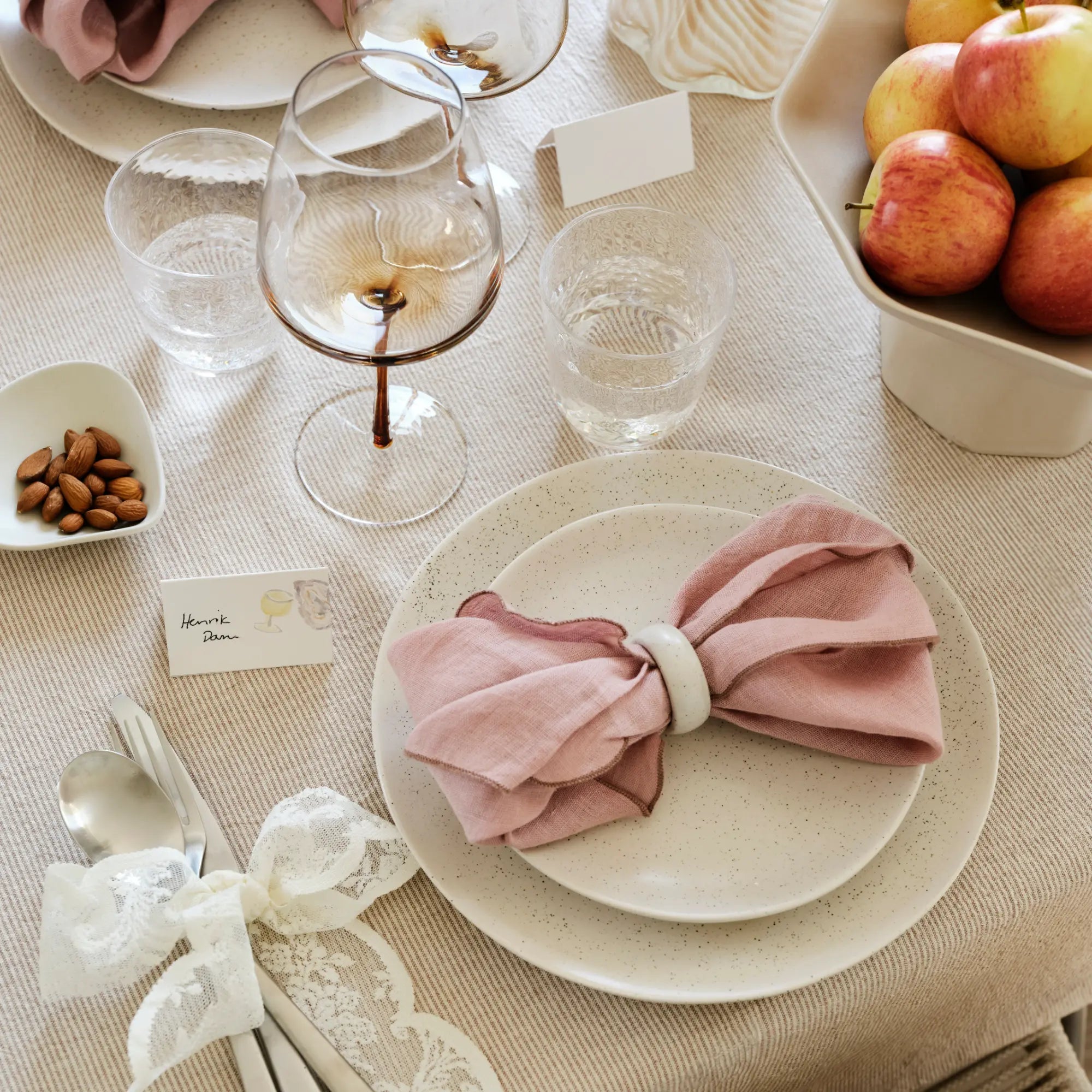 Set the table with the stunning Nordic Vanilla Dinner Set for 4