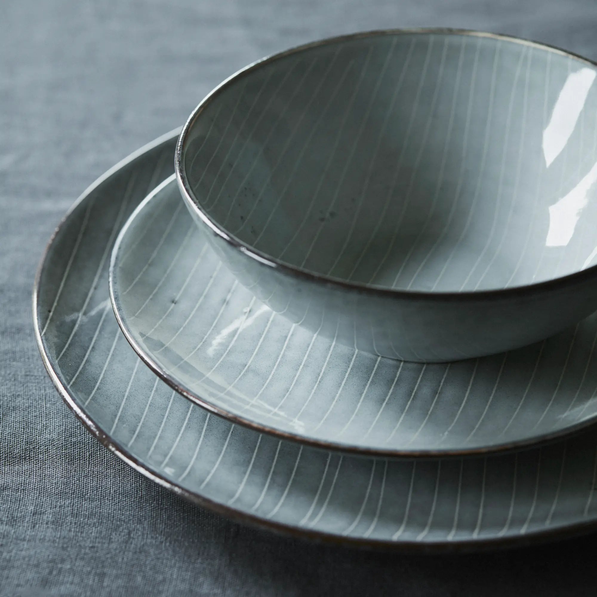 Nordic Sea Dinner Set for 4