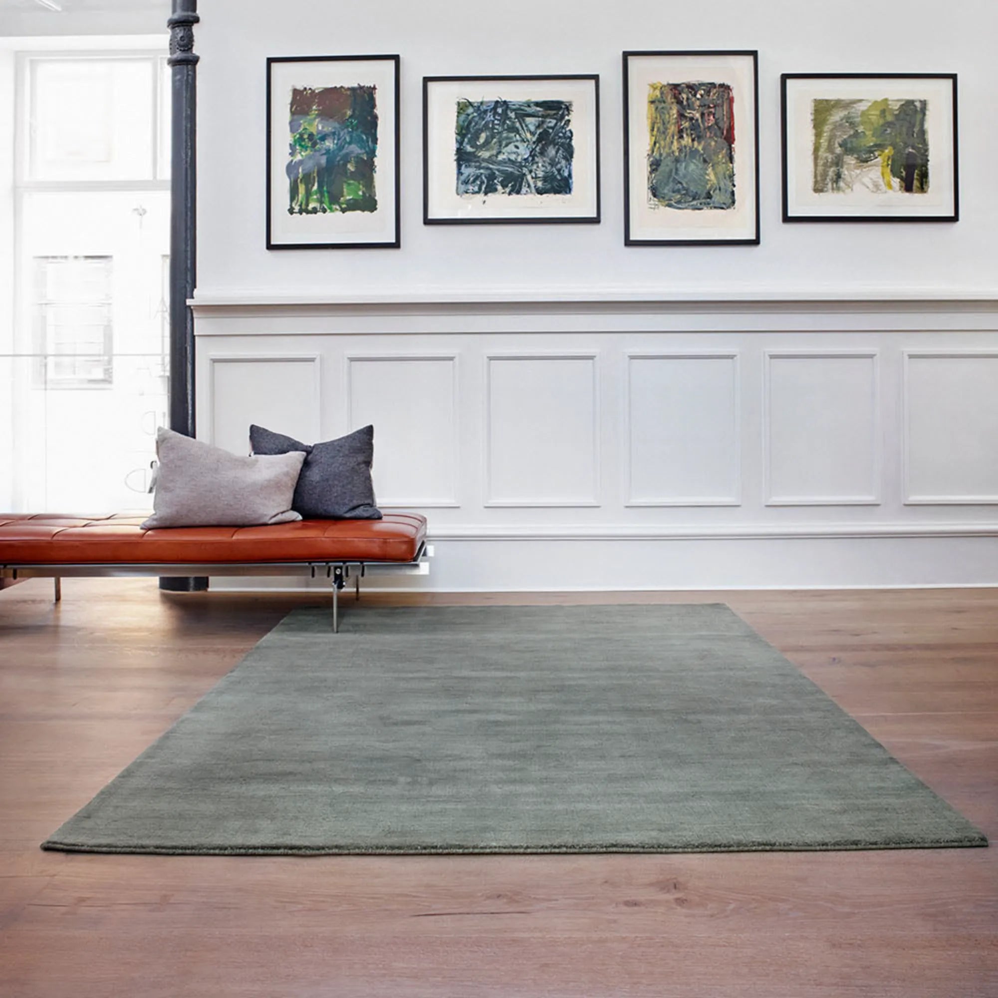  High-quality Earth Rug for a stylish and environmentally conscious home