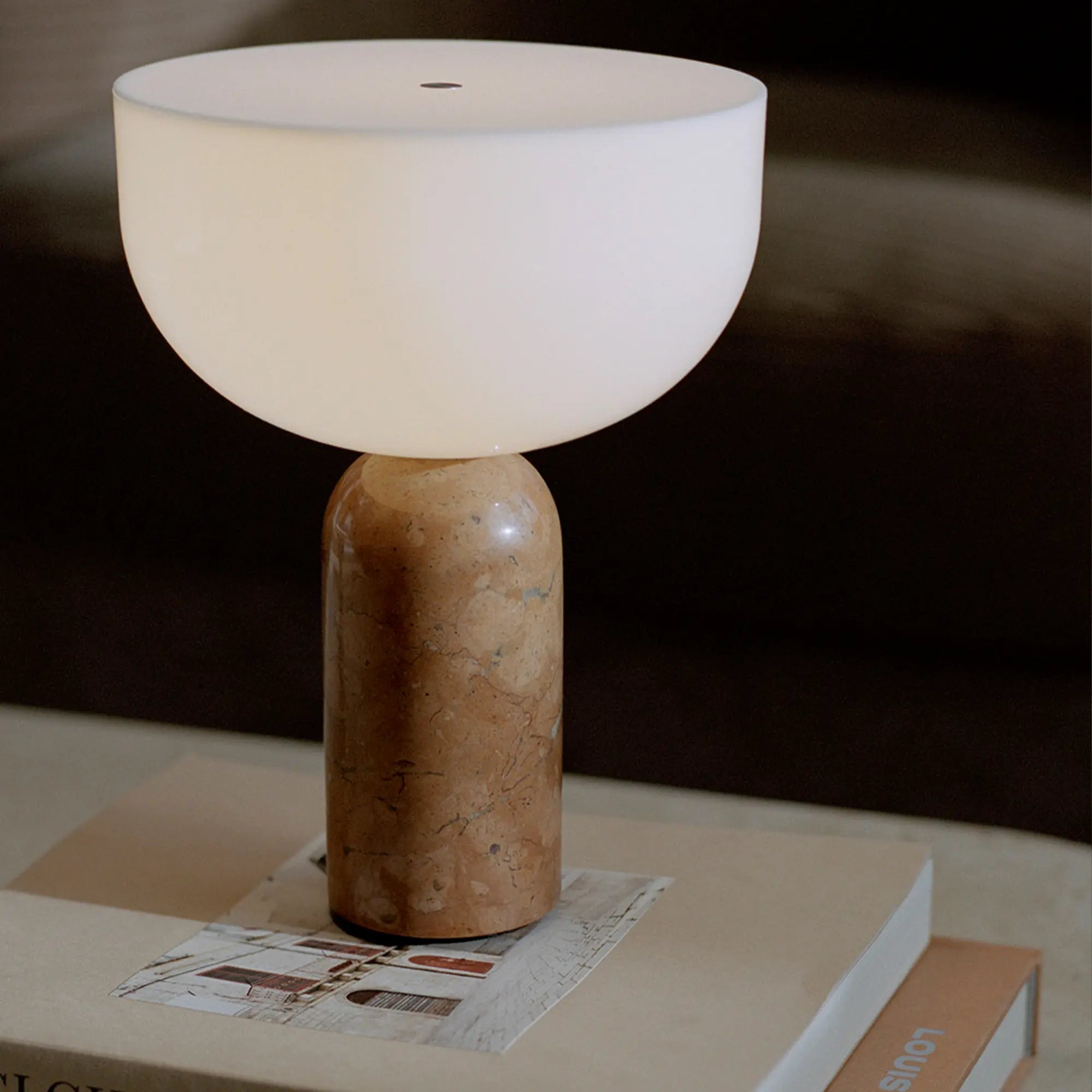 Kizu Portable Table Lamp