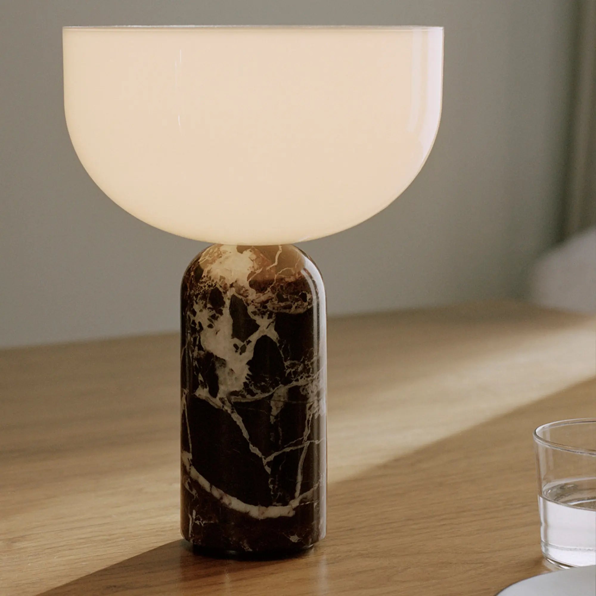 Kizu Portable Table Lamp