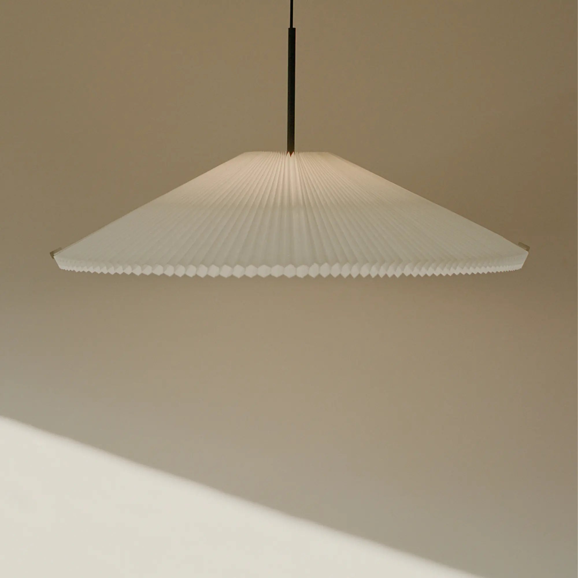 Nebra Pendant Lamp - Ø 40 x H 30 cm