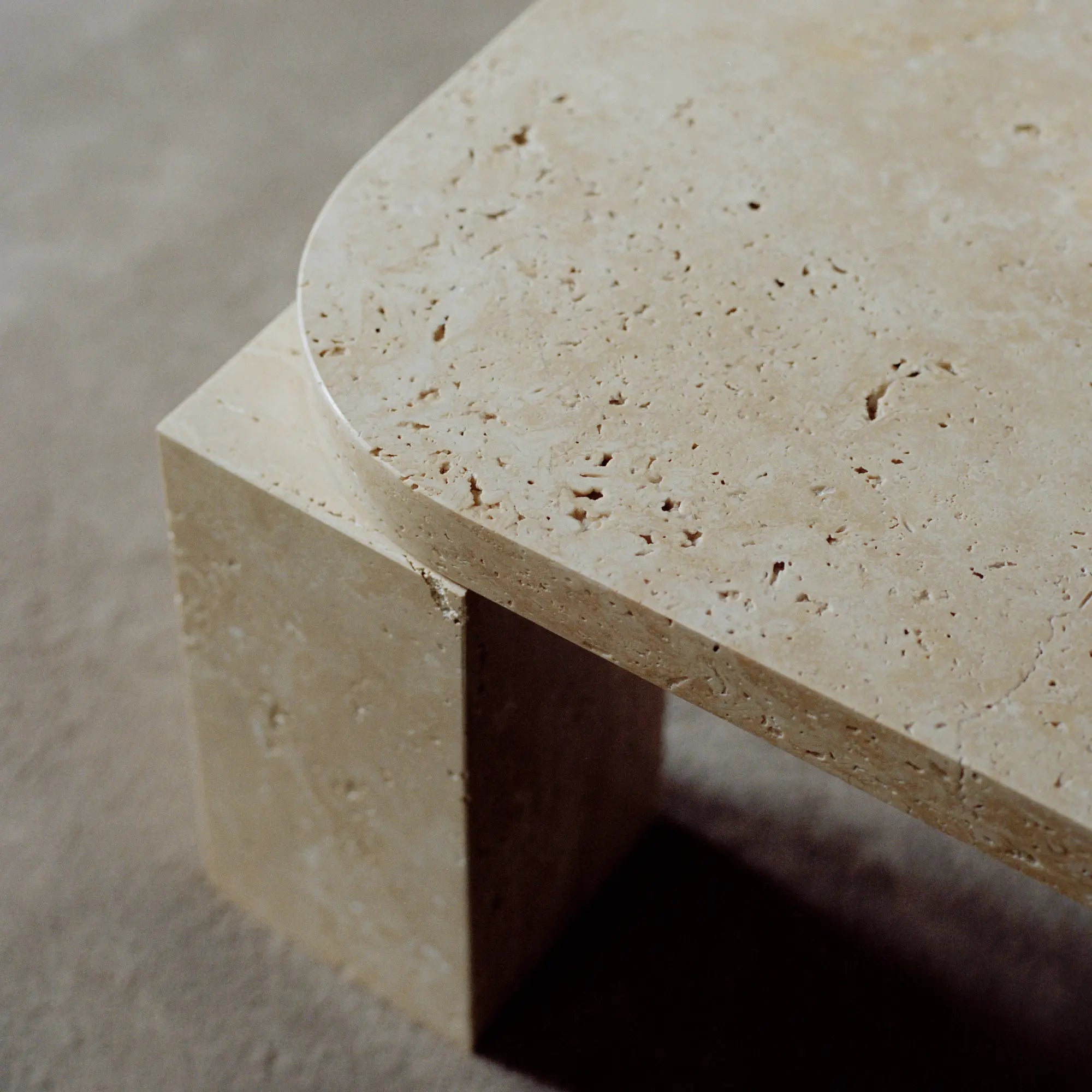 Atlas Coffee Table 82x82 - Travertine