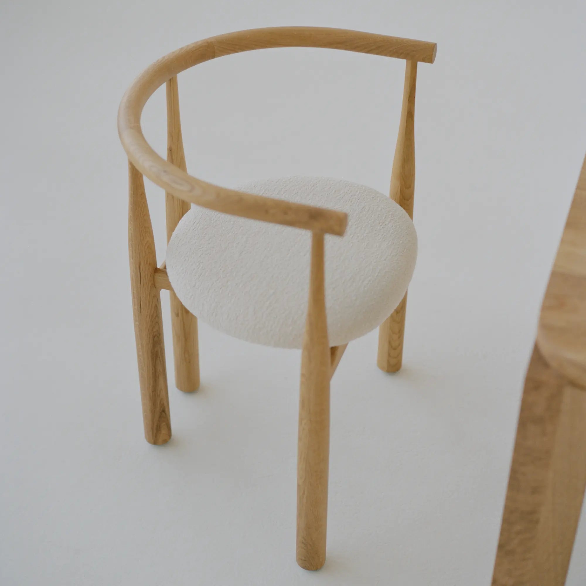 Bukowski Chair