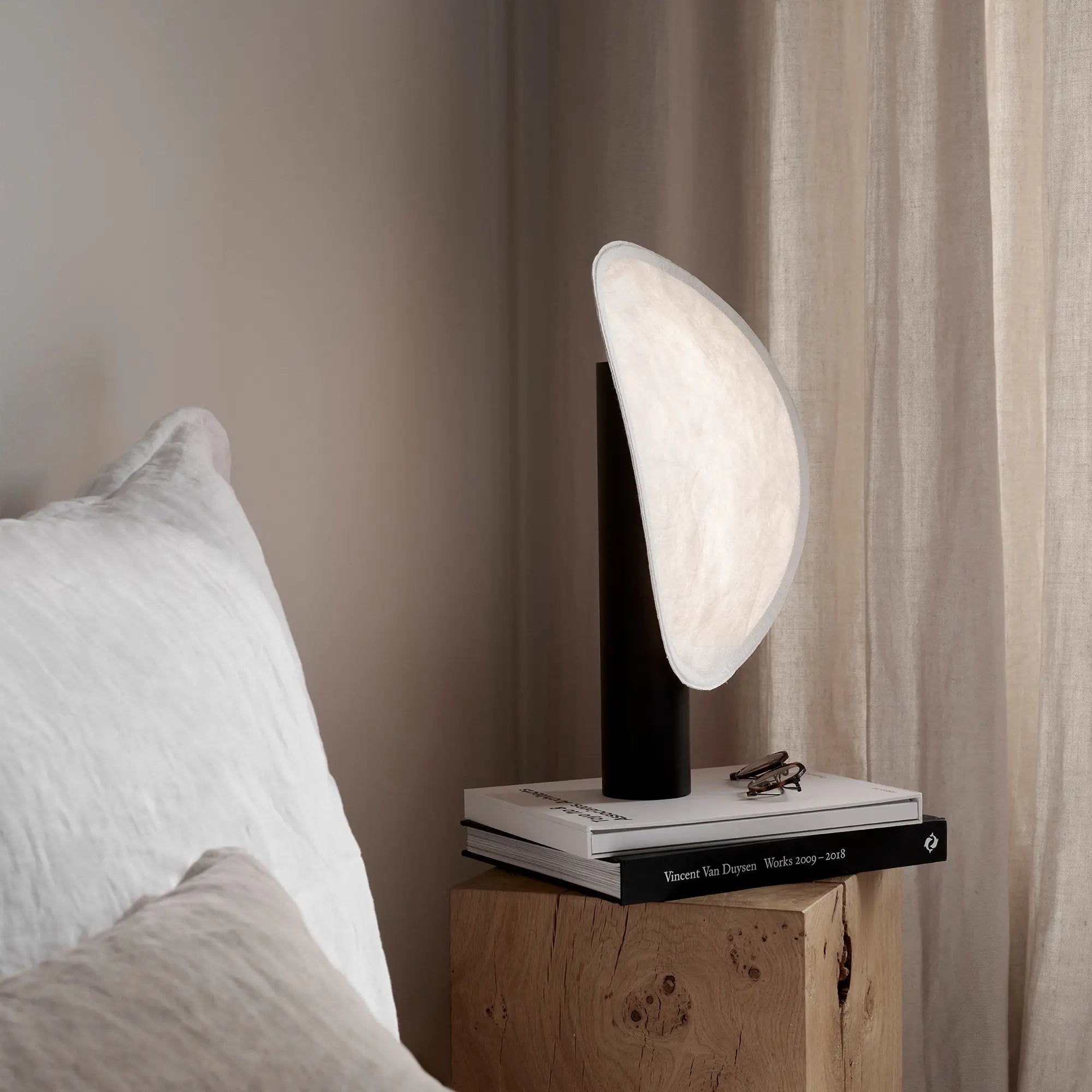 Tense Portable Table Lamp