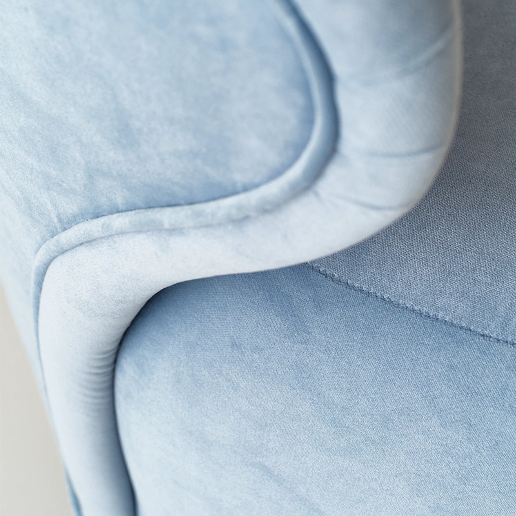 Fei Armchair