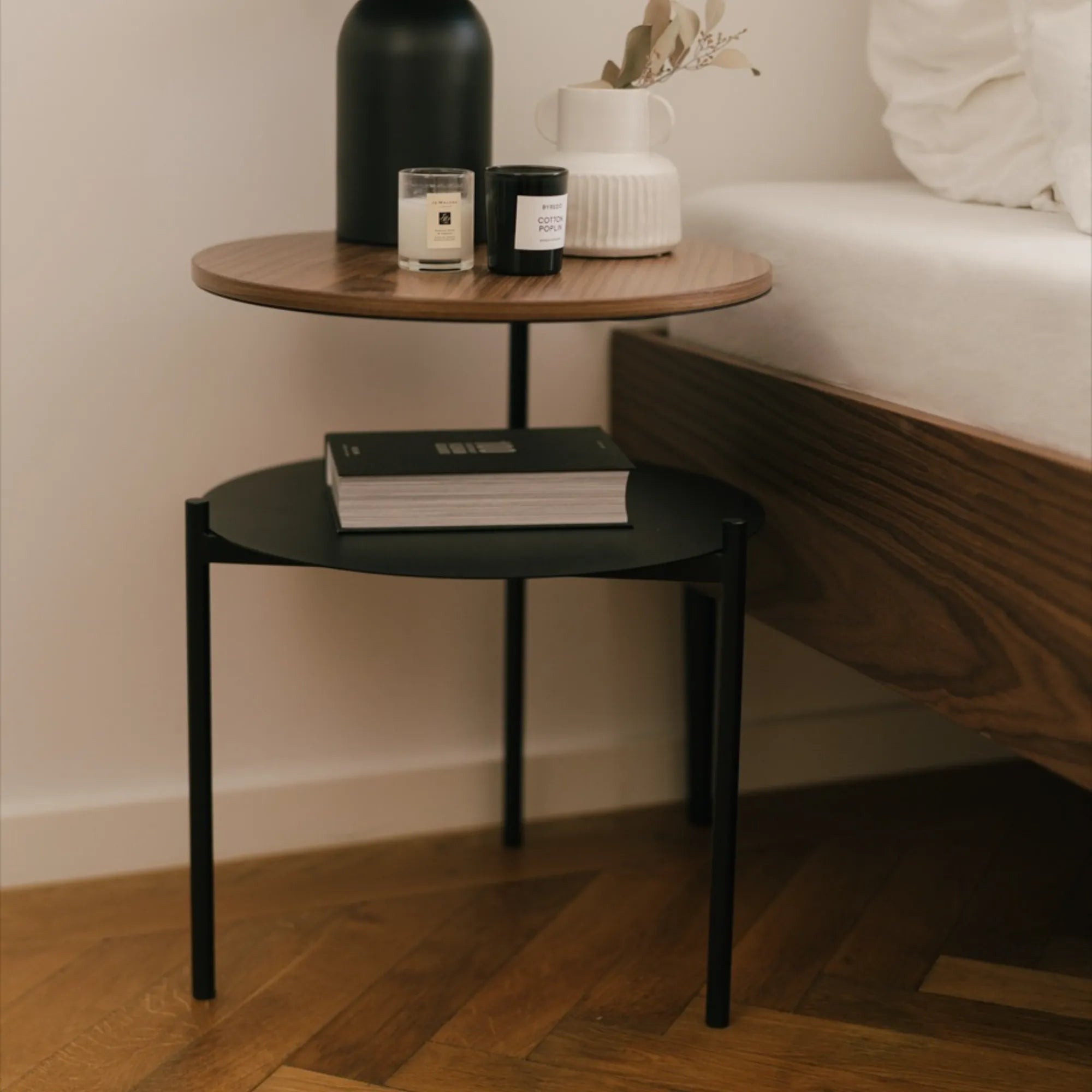 Tu Bedside Table