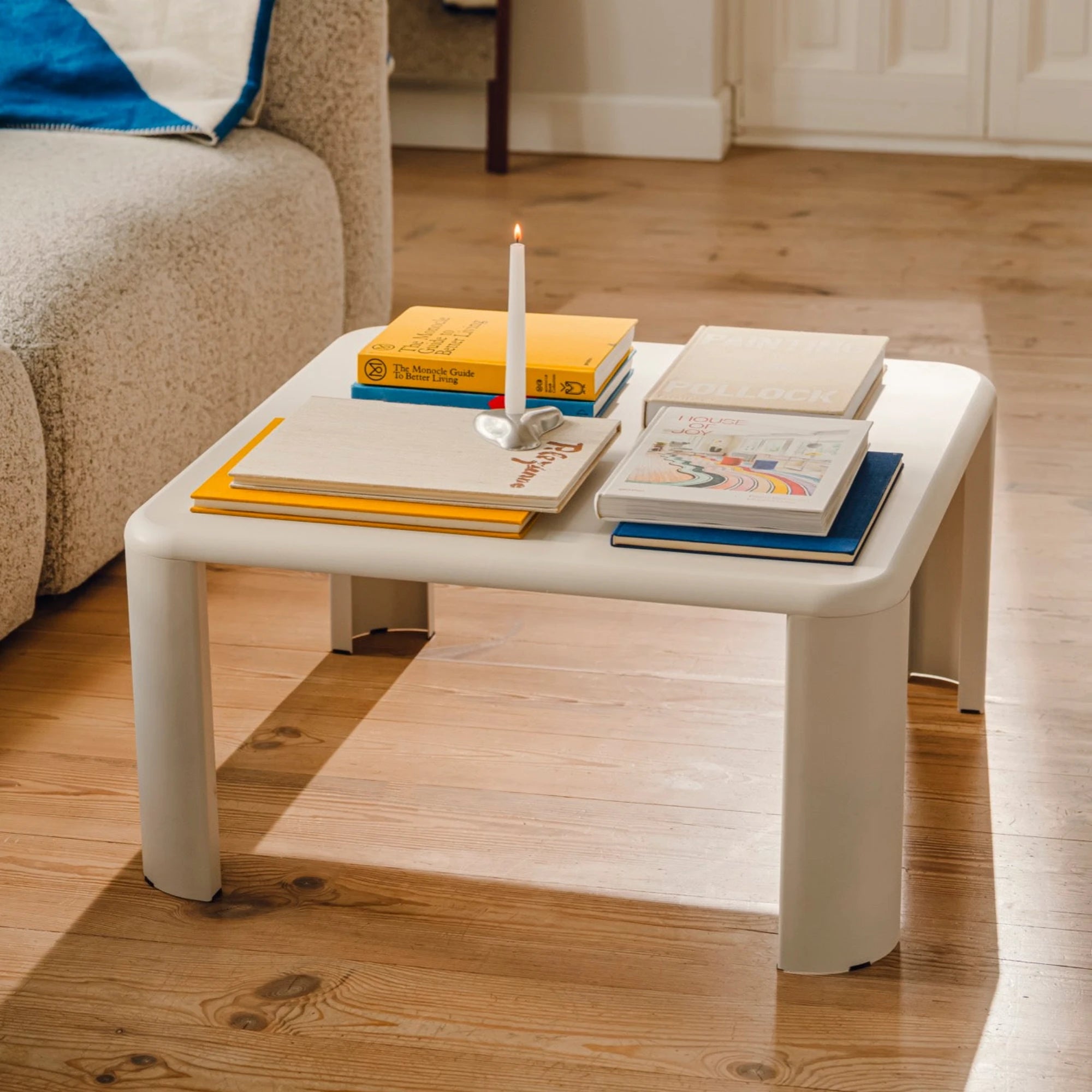 Fli Coffee Table